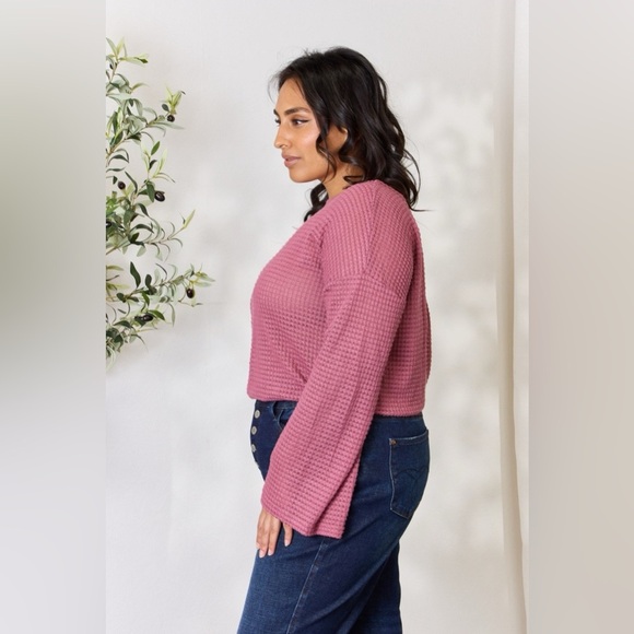 Culture Code Waffle-Knit Round Neck Long Sleeve Blouse - Picture 9 of 12